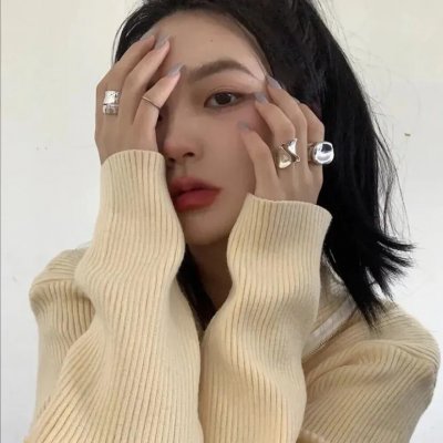 少年手指虎